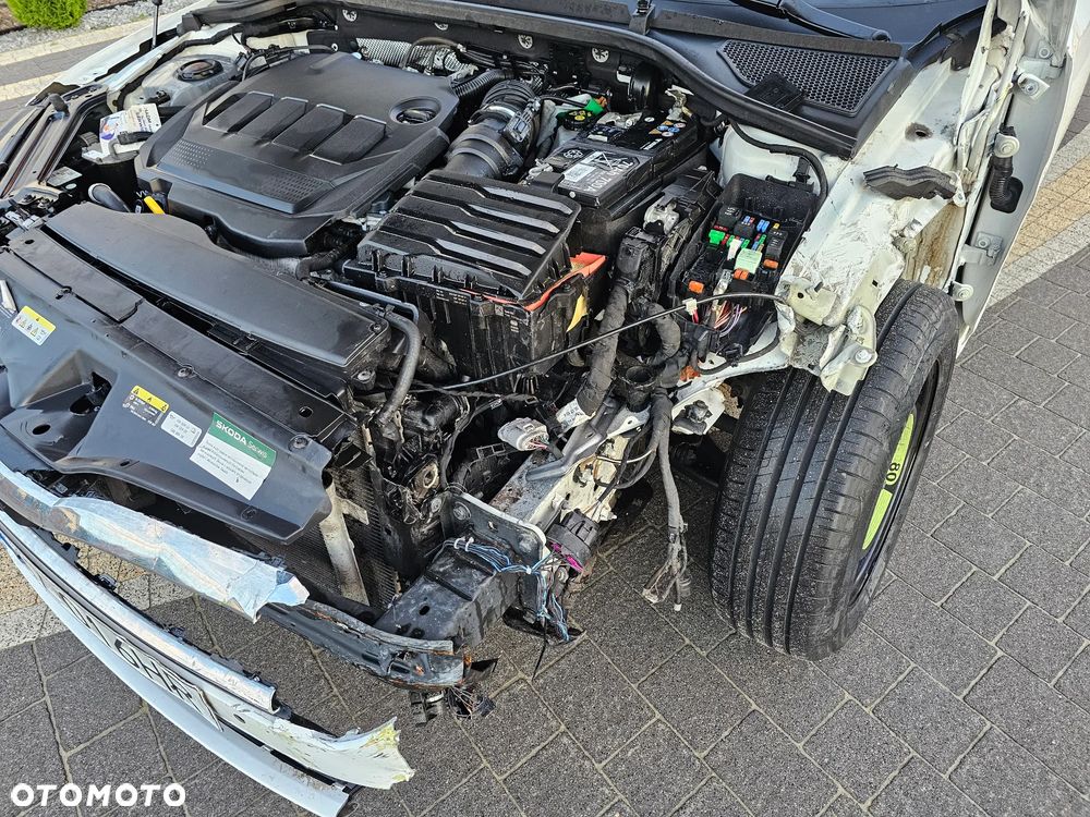 Skoda Octavia 2.0 TDI Style DSG - 26