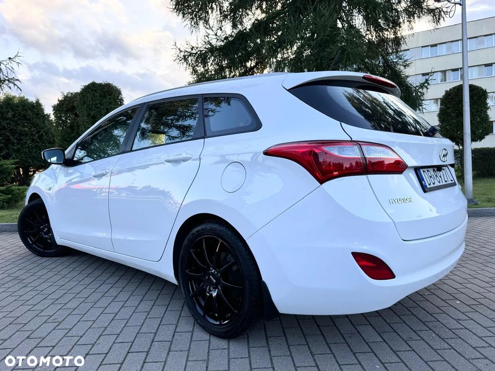 Hyundai i30 1.4 BlueDrive Comfort - 23