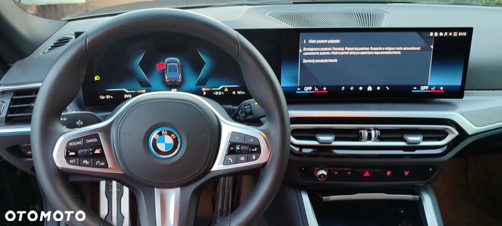 BMW i4 - 26