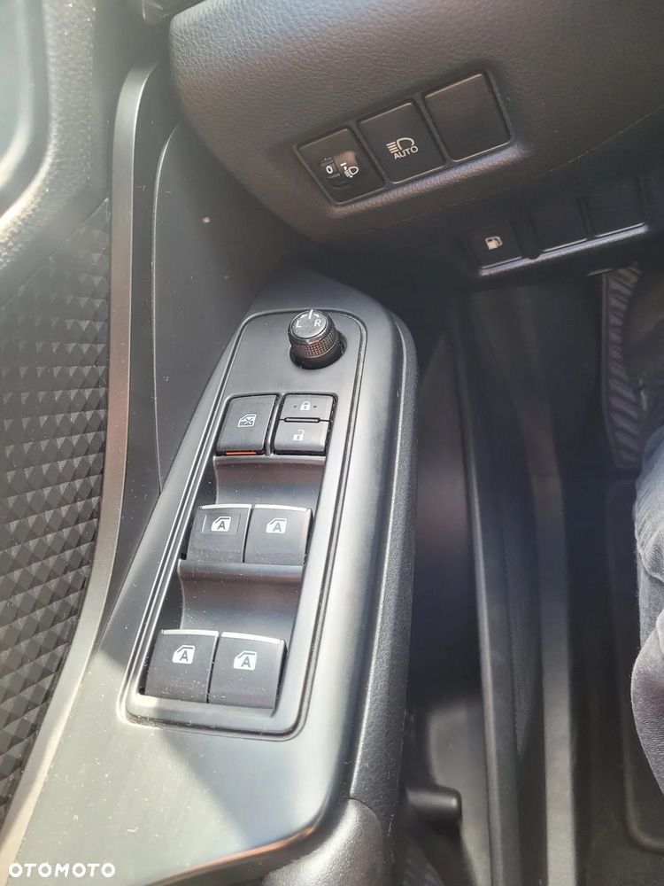 Toyota C-HR 1.8 Hybrid Dynamic - 8
