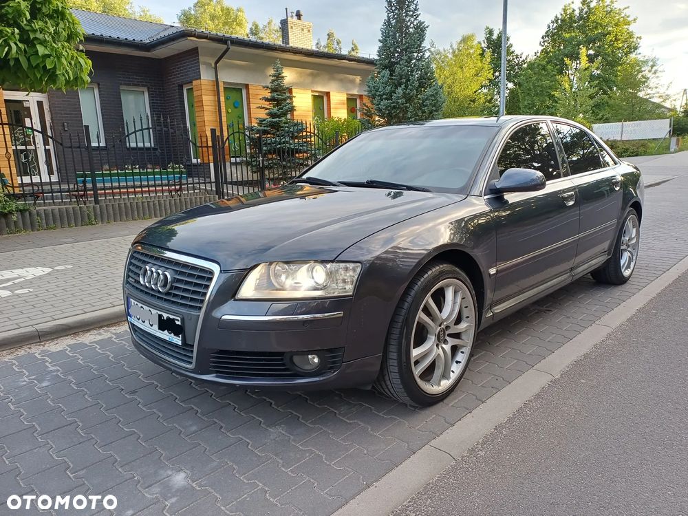 Audi A8 4.2 TDI Quattro - 1