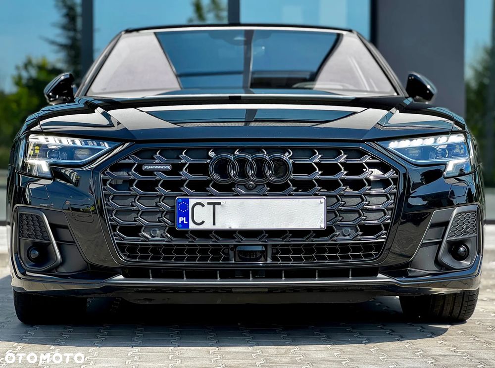 Audi A8 - 12