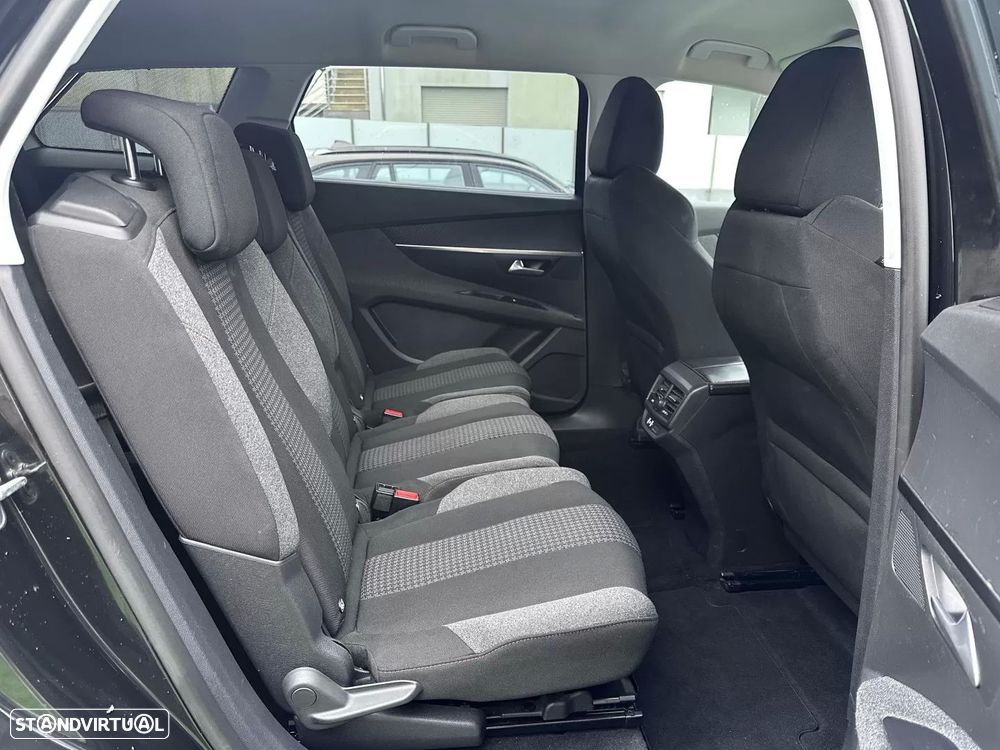 Peugeot 5008 1.2 PureTech Allure Pack - 42