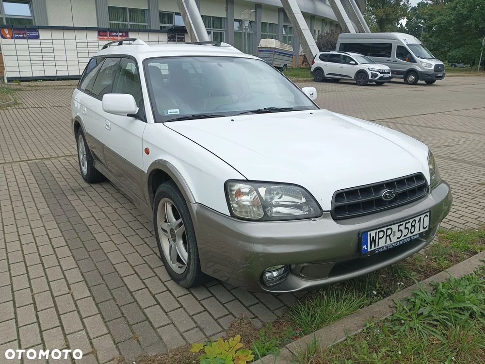 Subaru Outback - 1