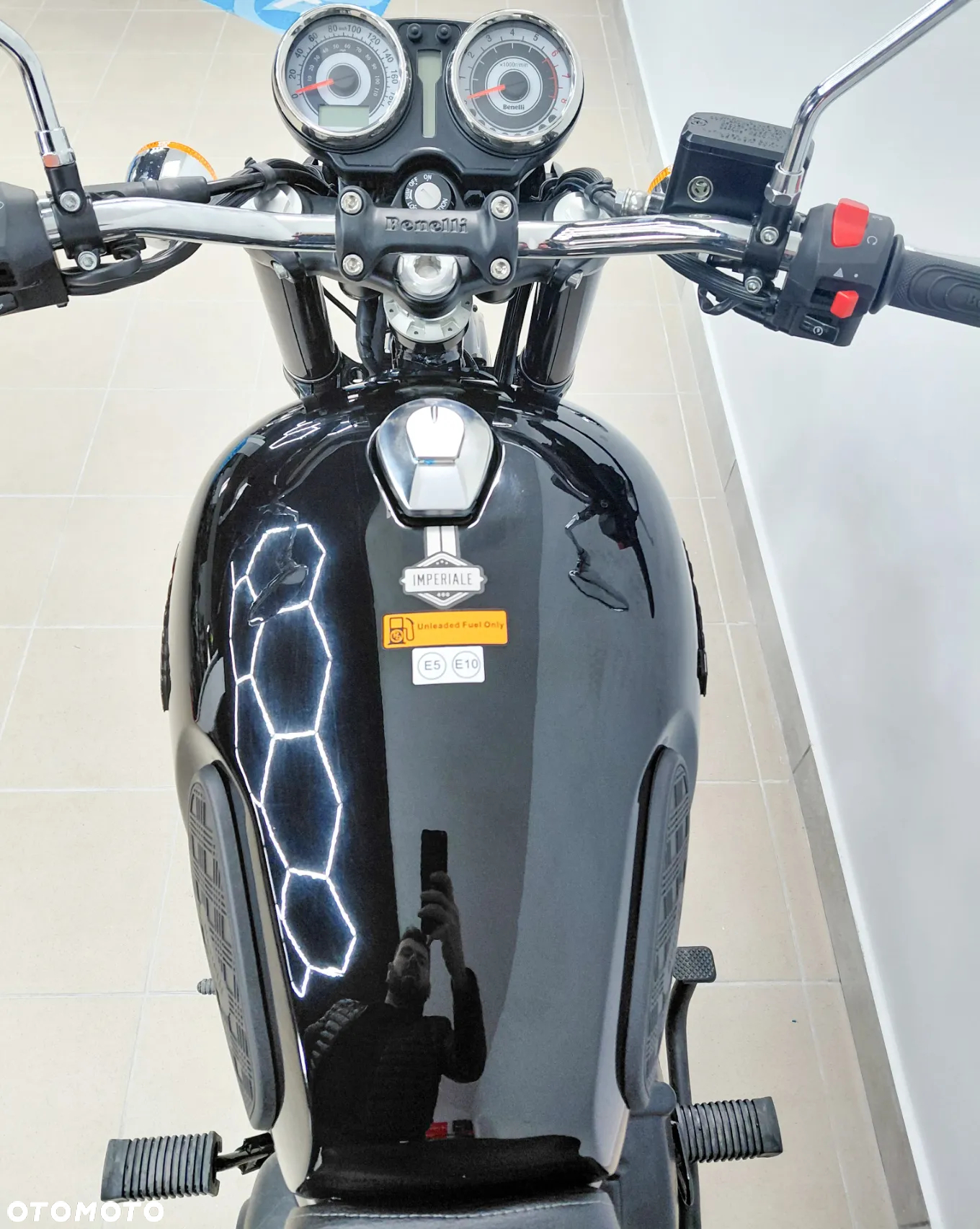 Benelli IMPERIALE 400 - 5