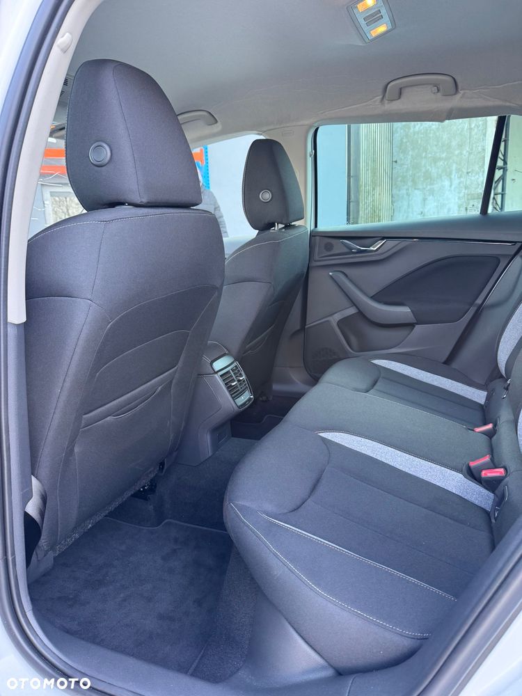 Skoda Kamiq 1.0 TSI Scout Line - 11