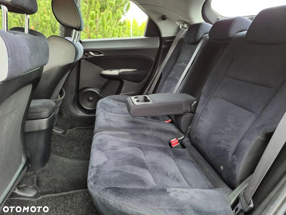 Honda Civic 1.8 Comfort - 11