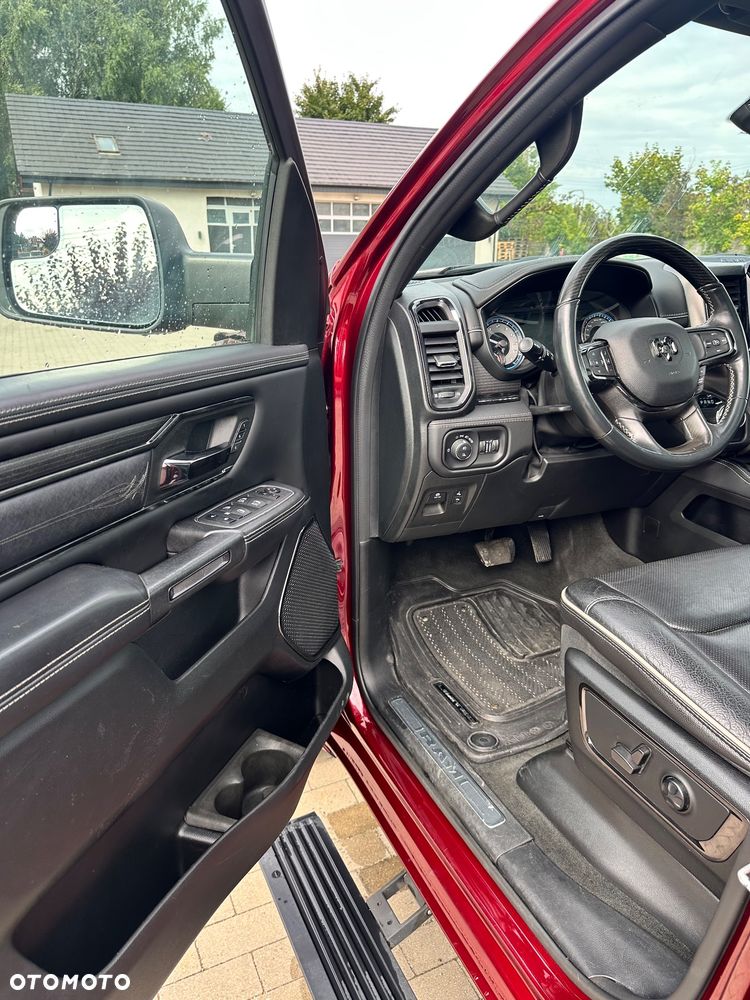 RAM 1500 5.7 Crew Cab Limited - 11