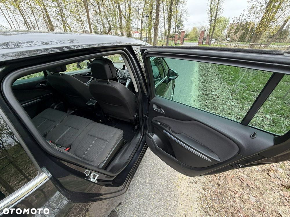 Opel Zafira - 26