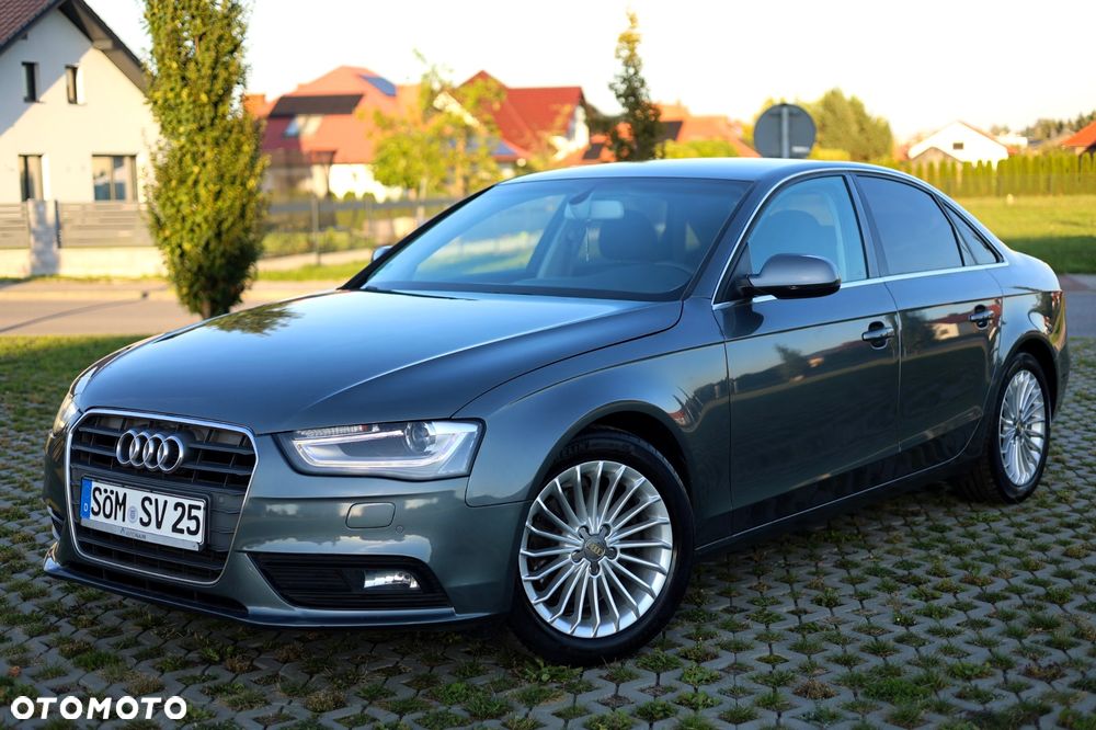 Audi A4 Limousine