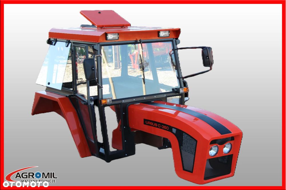 Kabina do ciągnika C-360 D-Lux z błotnikami + maska model Retro - 1