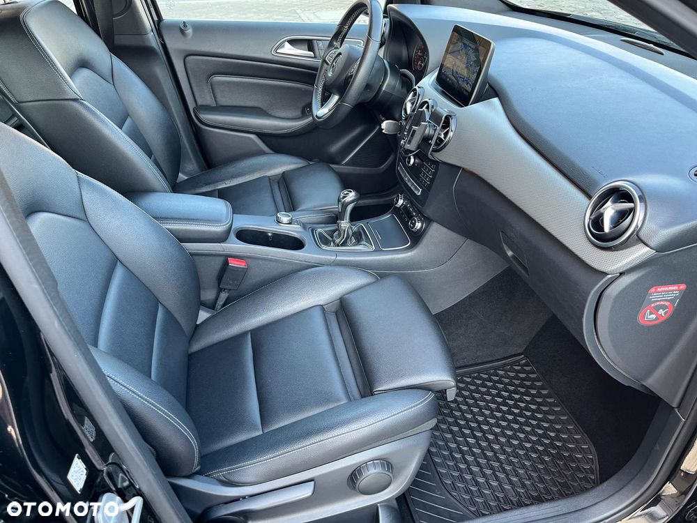 Mercedes-Benz Klasa B 180 d BlueEFFICIENCY Edition Style - 10