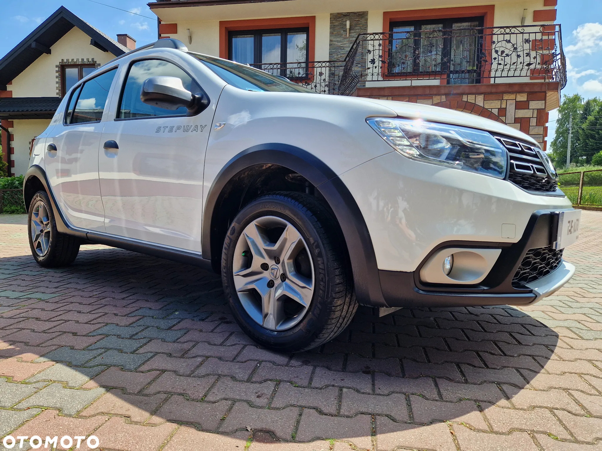 Dacia Sandero 0.9 TCe Laureate S&S - 10