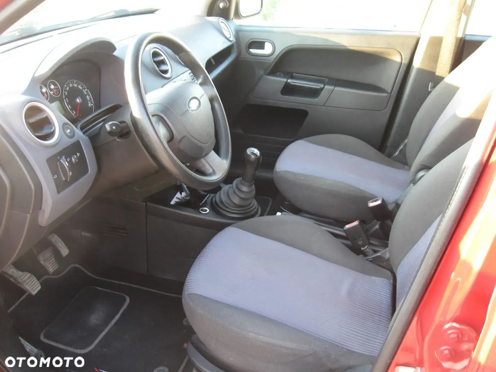 Ford Fusion 1.25 Ambiente - 8