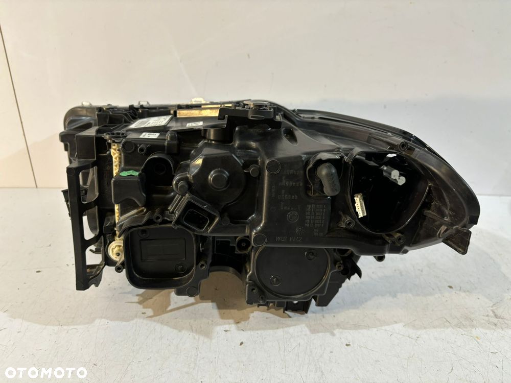 BMW 5 G30 G31 LCI Lampa Full Led Prawa - 16751 - 8