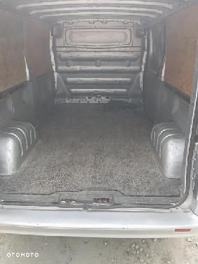 Opel Vivaro - 8