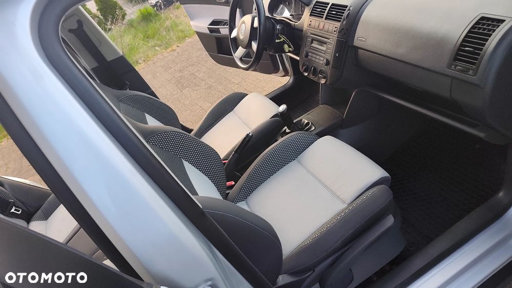 Volkswagen Polo Cross - 33