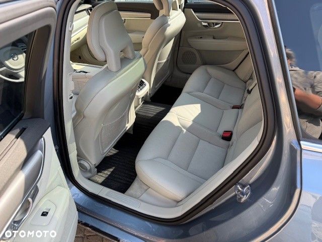 Volvo V90 D4 Geartronic Momentum - 10