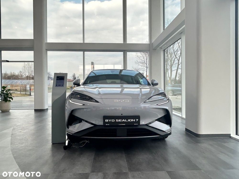 BYD Sealion 7 - 2