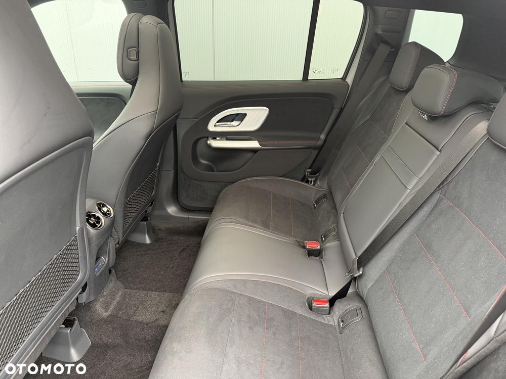 Mercedes-Benz GLB 220 mHEV 4-Matic 8G-eDCT - 16