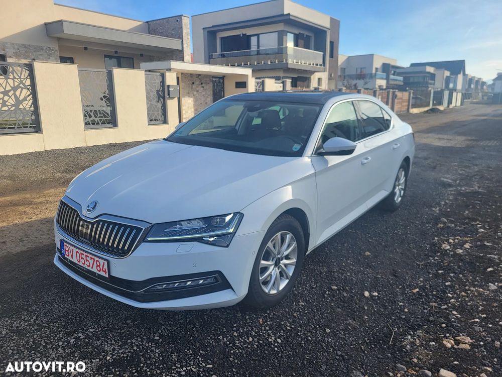 Skoda Superb 2.0 TDI DSG Style - 8