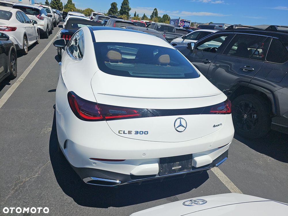 Mercedes-Benz CLE 300 4Matic 9G-TRONIC Edition AMG Line - 6