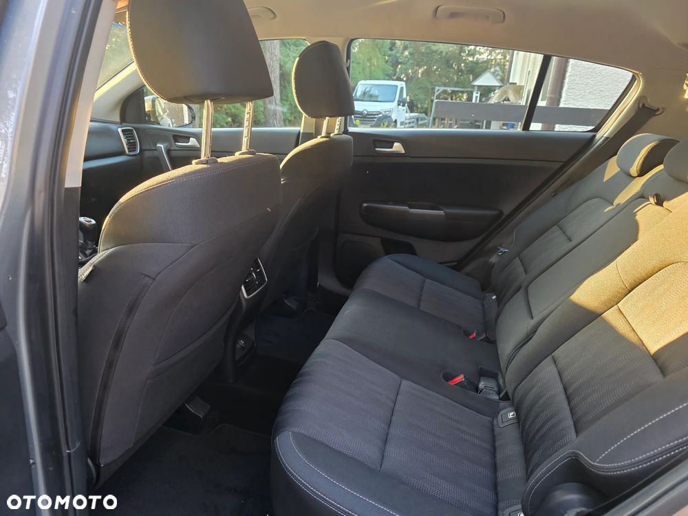 Kia Sportage 1.6 CRDI L 2WD - 9