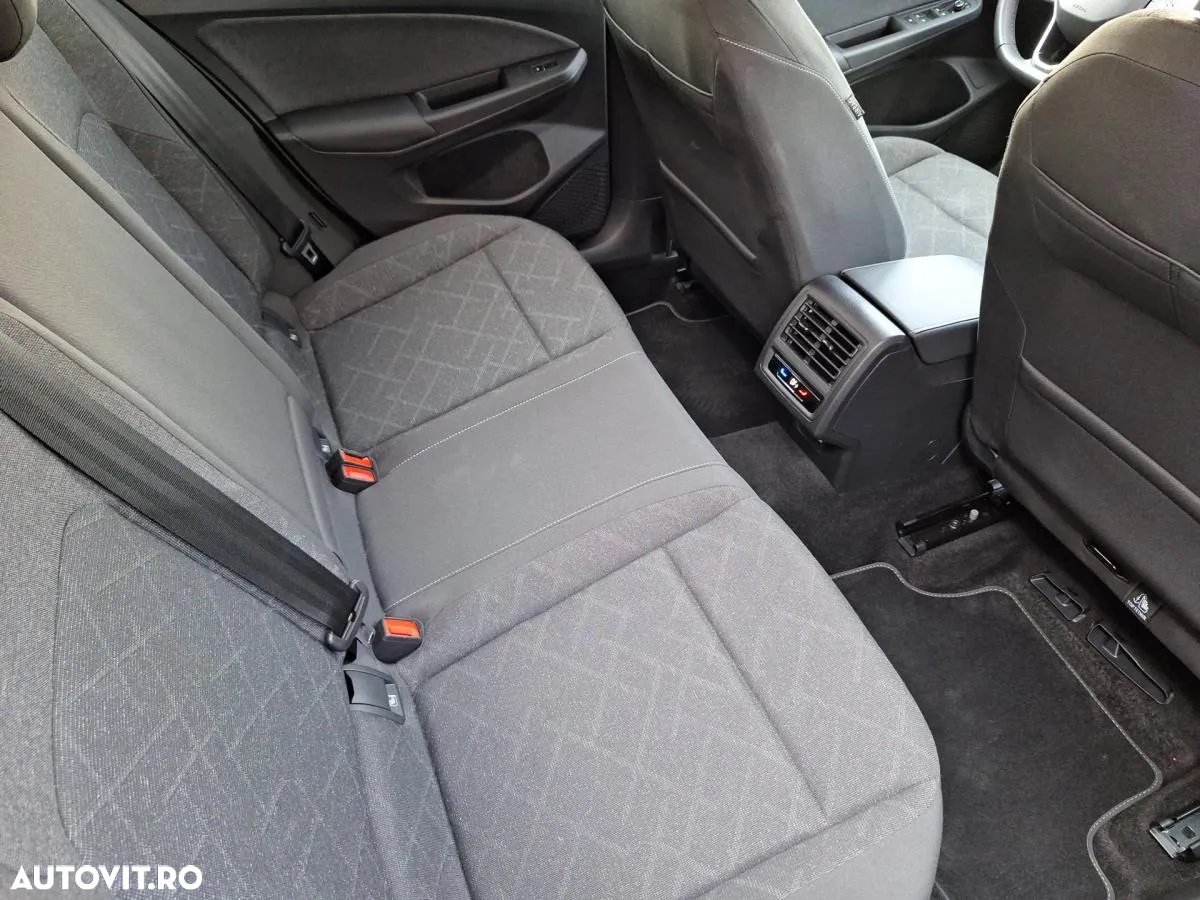 Volkswagen Golf 2.0 TDI DSG Life - 14