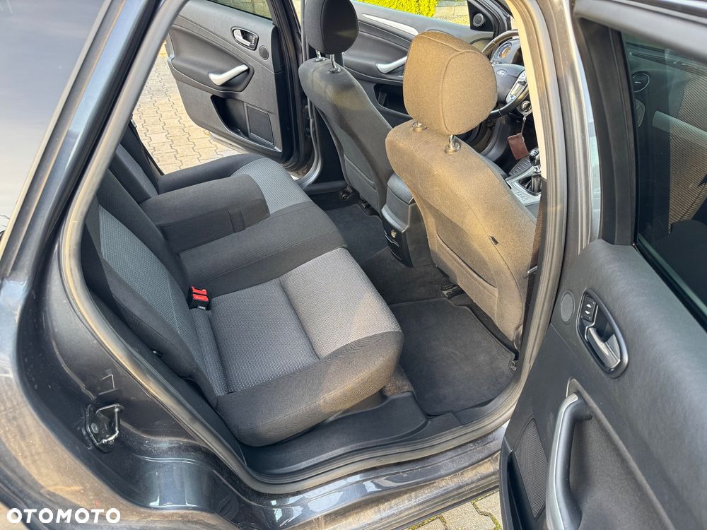 Ford Mondeo 2.0 Turnier TDCI Titanium - 20