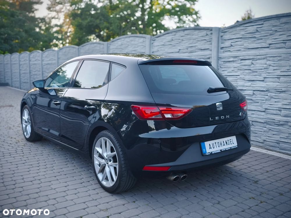 Seat Leon 2.0 TDI FR Black S&S DSG - 12