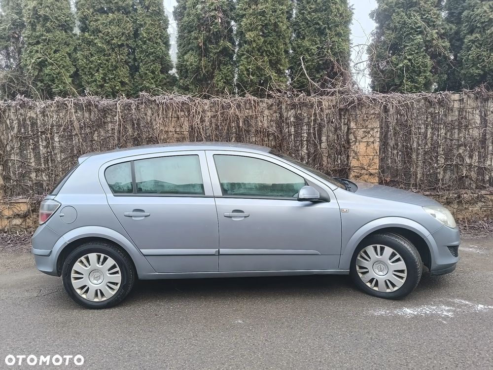 Opel Astra - 10