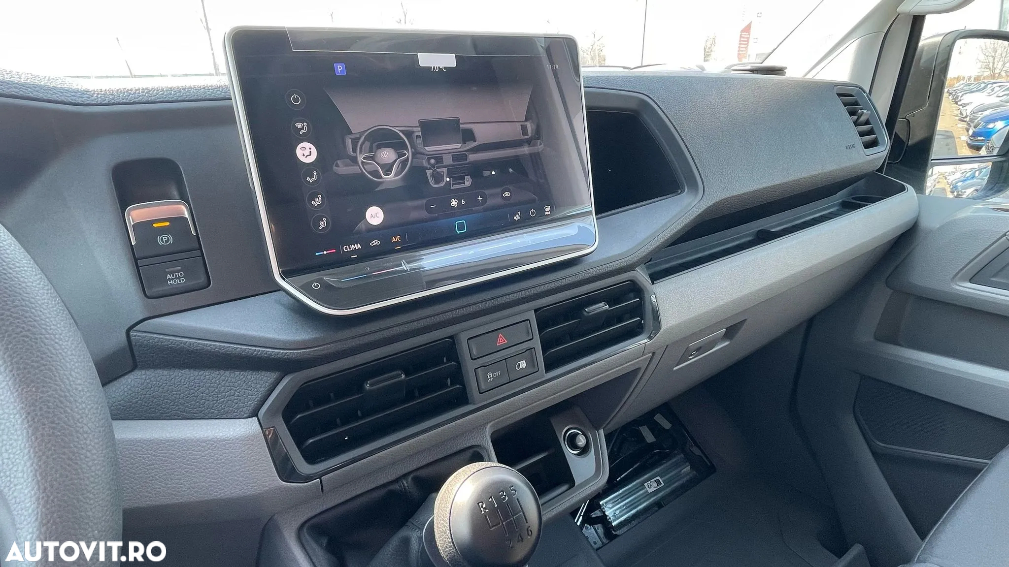 Volkswagen CRAFTER - 21