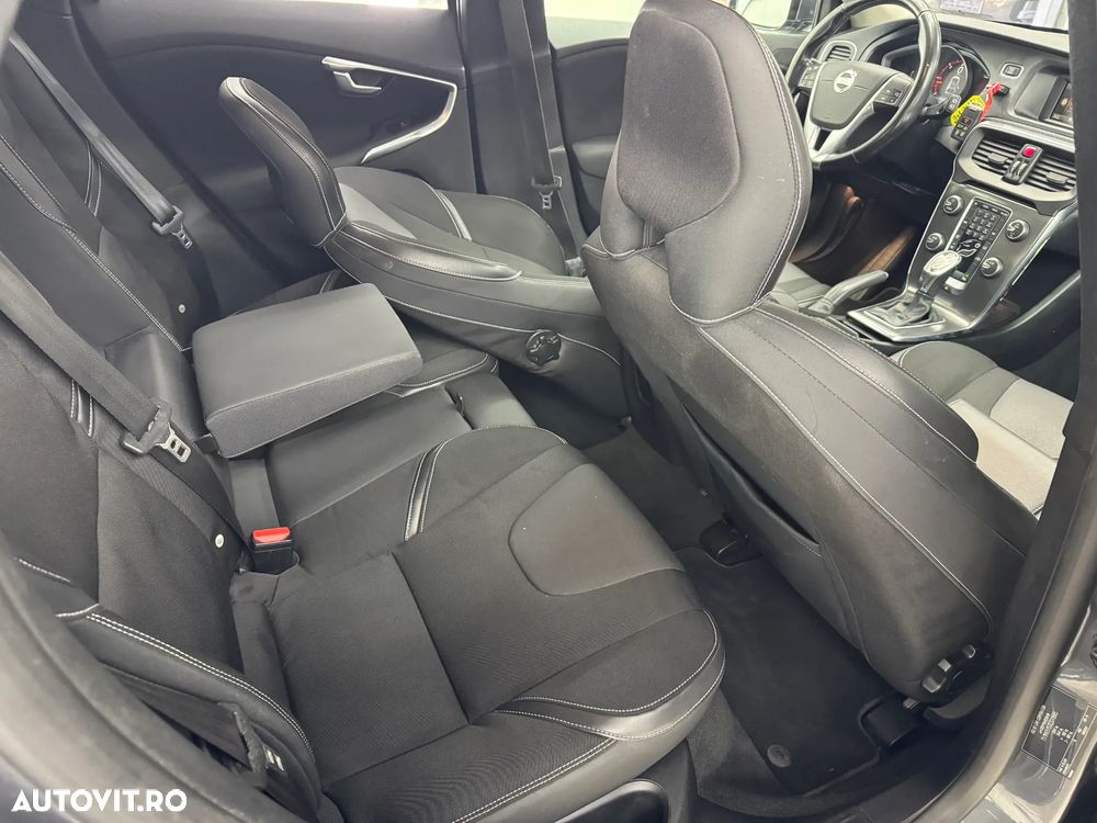 Volvo V40 D3 Geartronic Kinetic - 7