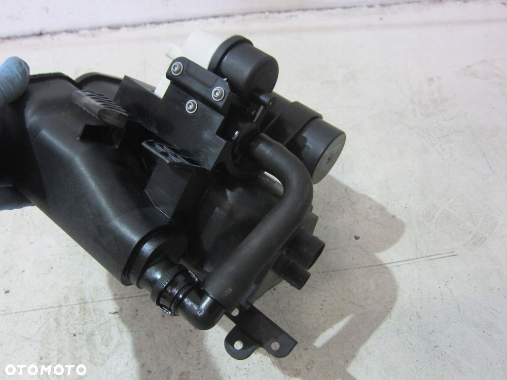 BMW X3 F25 N52 N55 OBUDOWA FILTRA WĘGLOWEGO 7220721 7216548 16117220721 - 7