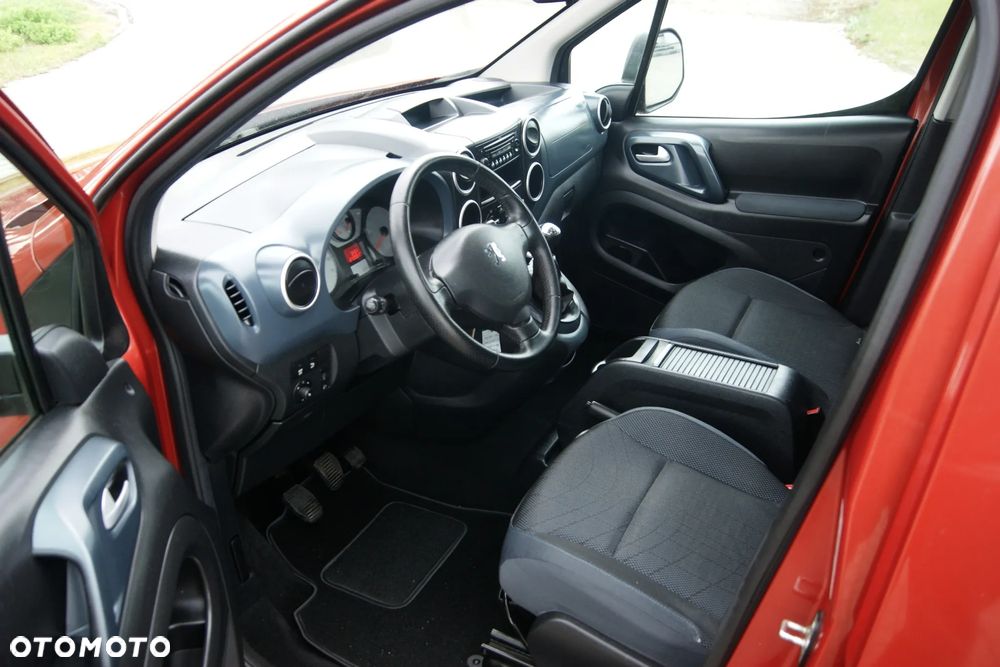 Peugeot Partner 110 Tendance mit Familien-Paket - 20