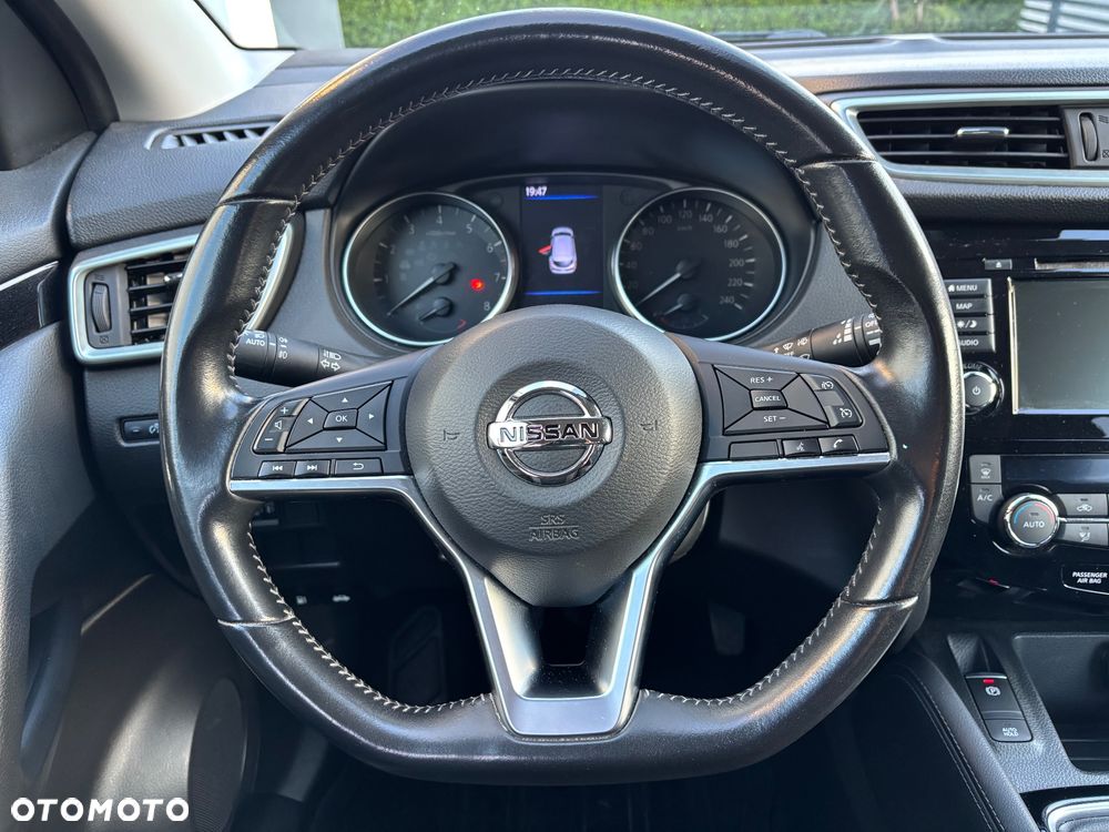 Nissan Qashqai 1.3 DIG-T N-Connecta EU6d - 21