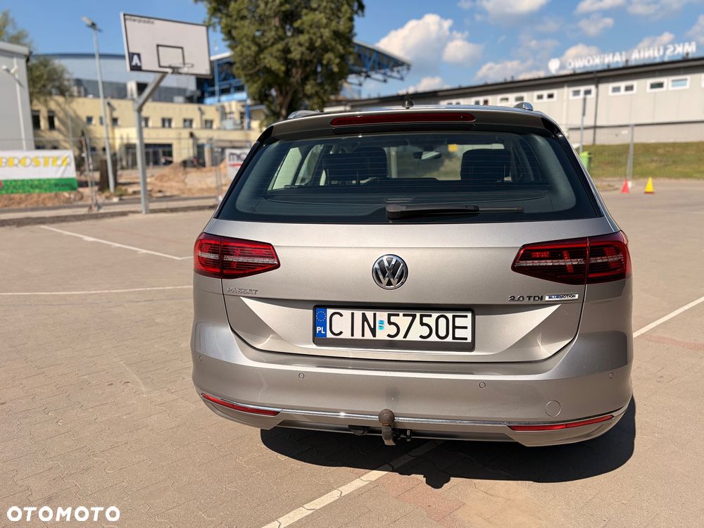 Volkswagen Passat 2.0 TDI (BlueMotion Technology) DSG Highline - 4