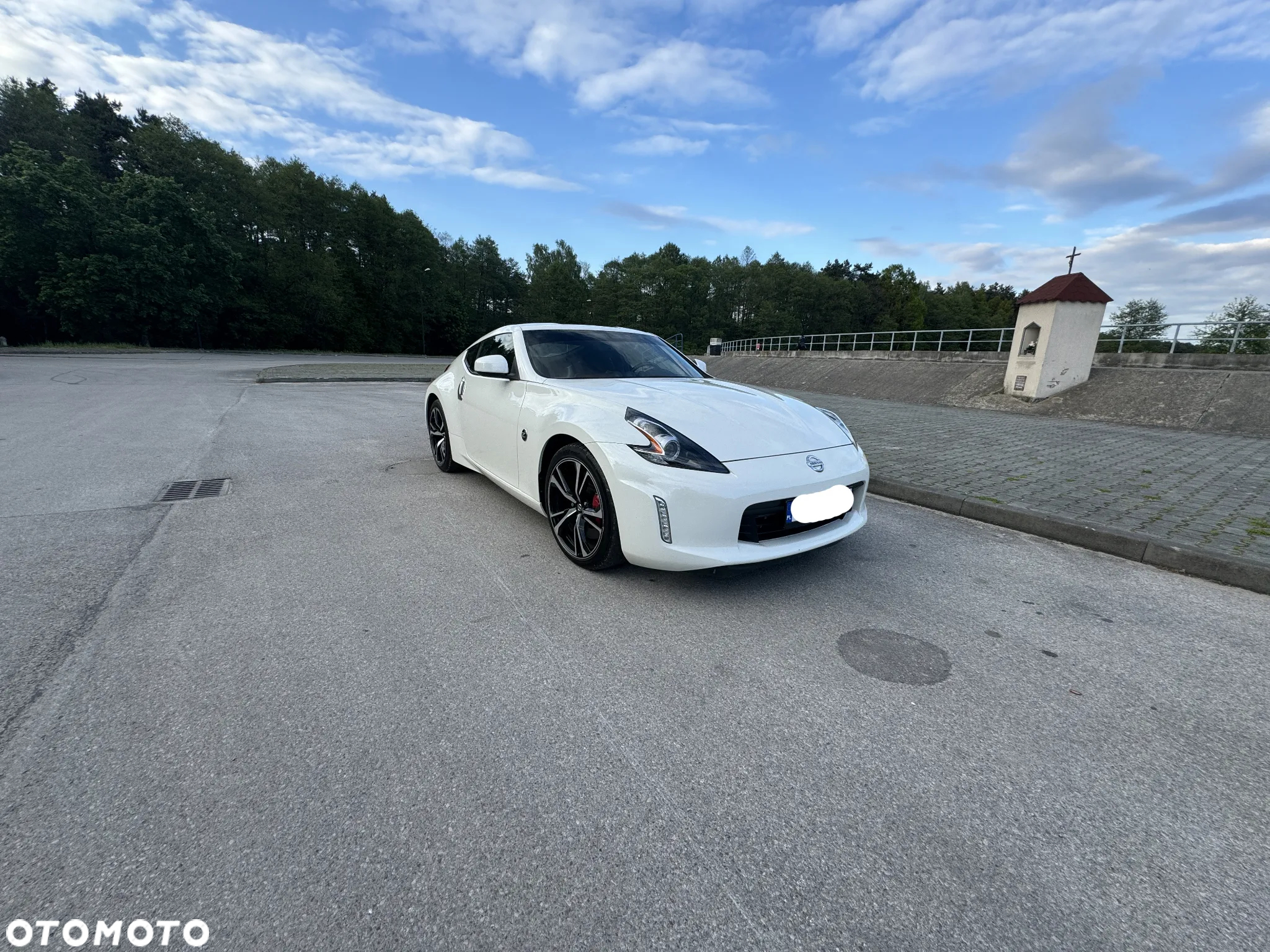 Nissan 370 Z - 5