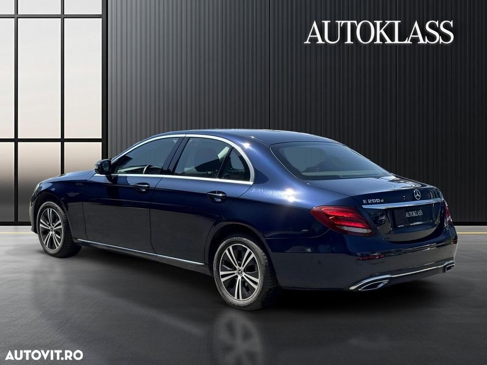 Mercedes-Benz E 200 d Aut. - 4