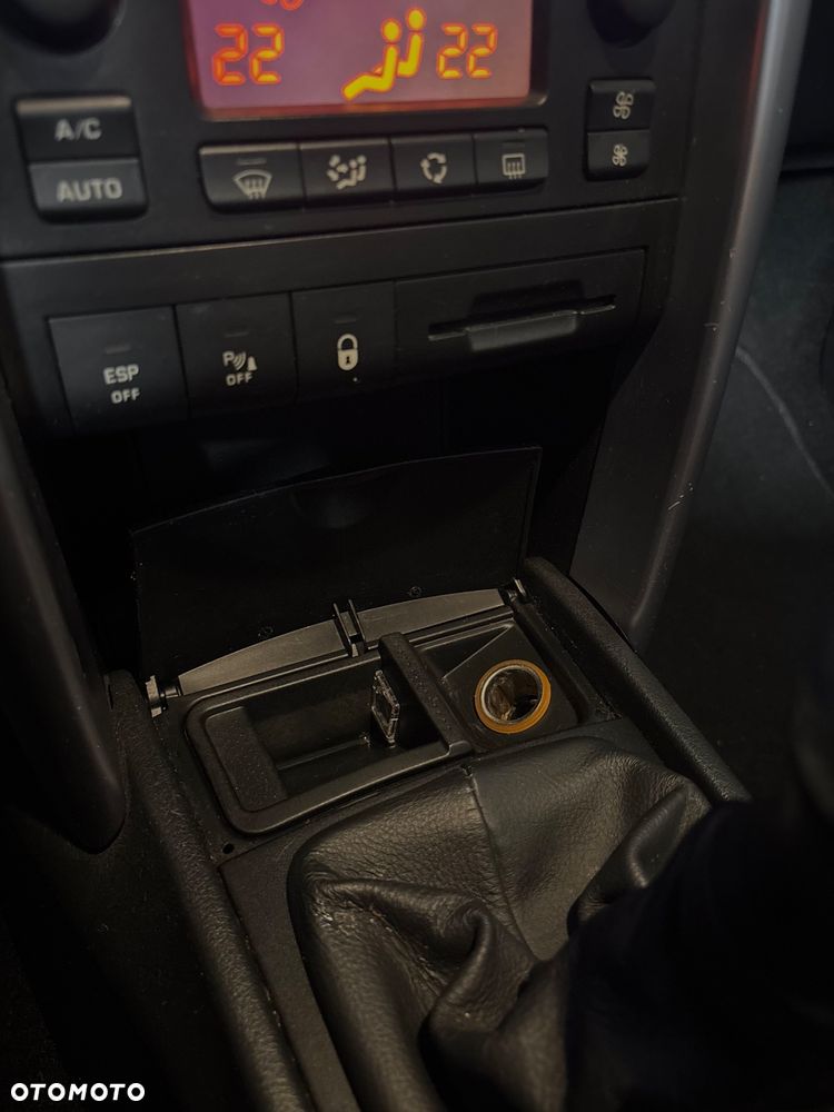 Peugeot 207 1.6 Turbo Platinum - 35