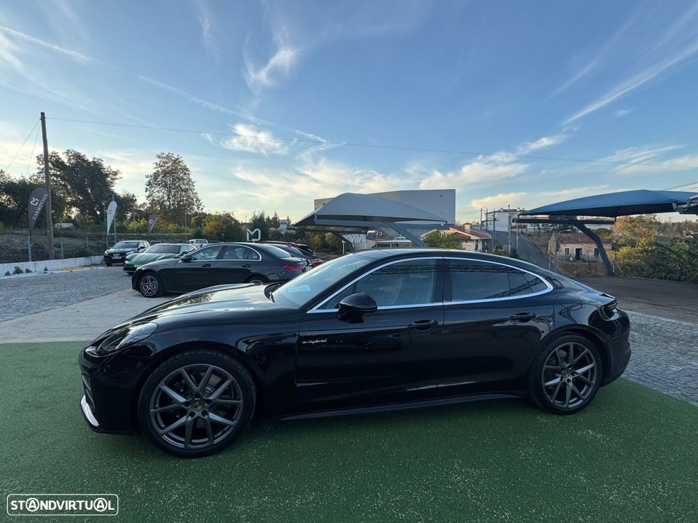 Porsche Panamera 4 E-Hybrid - 21