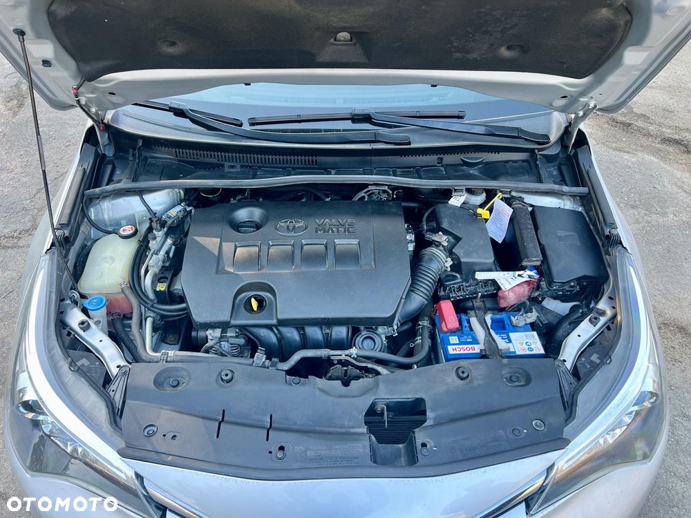 Toyota Avensis 2.0 Prestige MS - 22