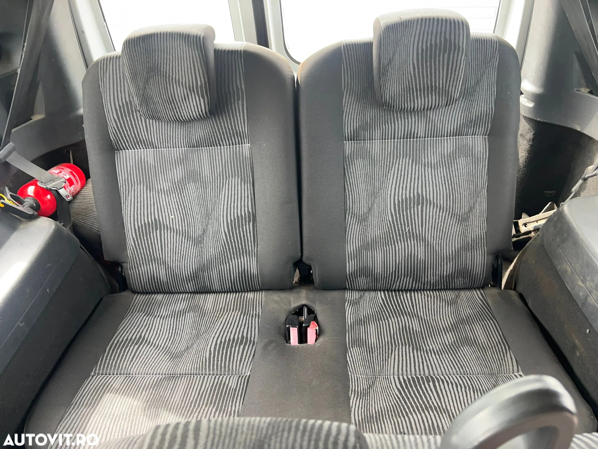 Dacia Logan MCV 1.5 dCi Prestige - 8