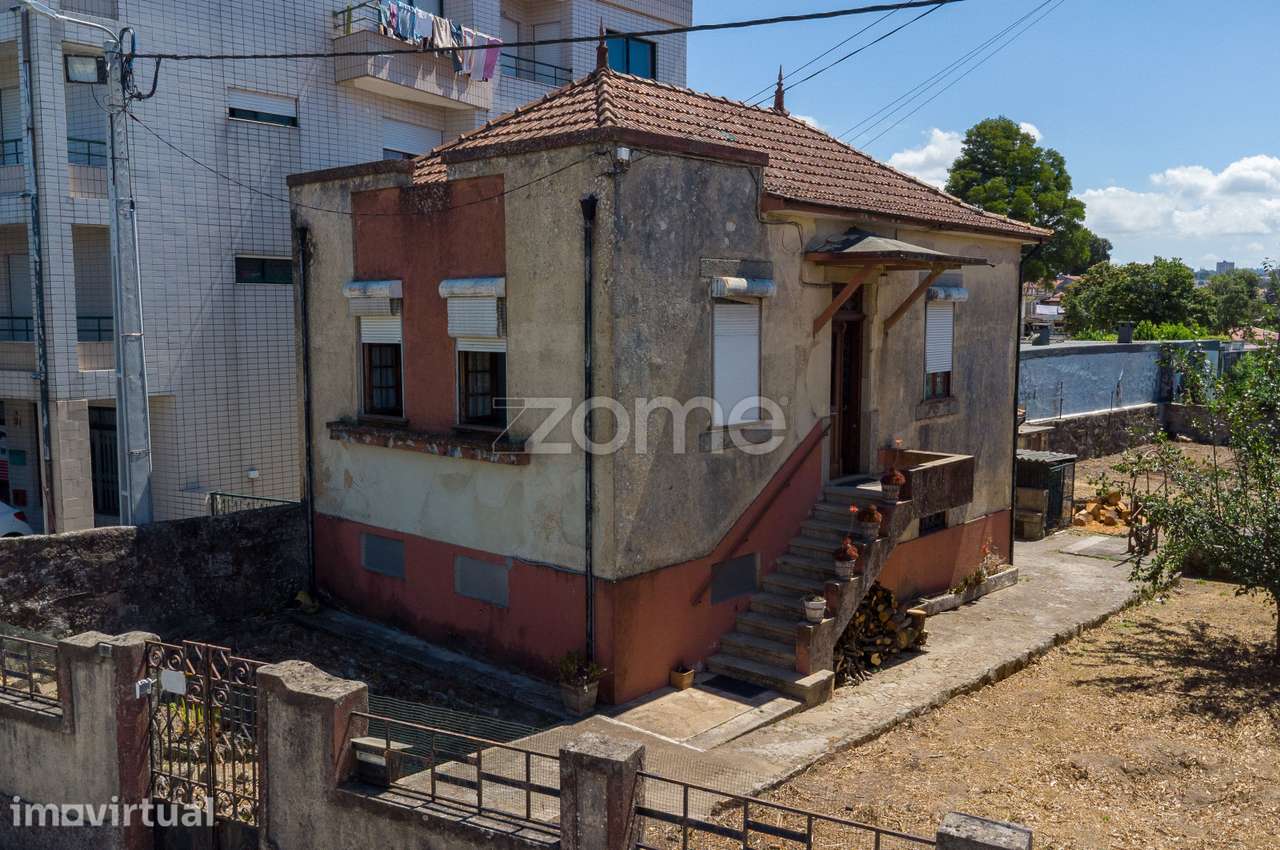 Moradia Independente T2  em Milheirós, Maia - Para Reabilitação - Grande imagem: 3/19