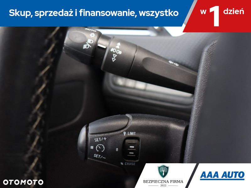 Peugeot 2008 - 17
