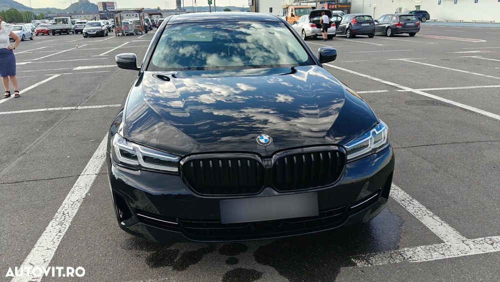 BMW Seria 5 530i AT MHEV - 2