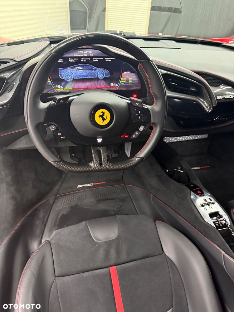Ferrari SF90 Stradale - 13