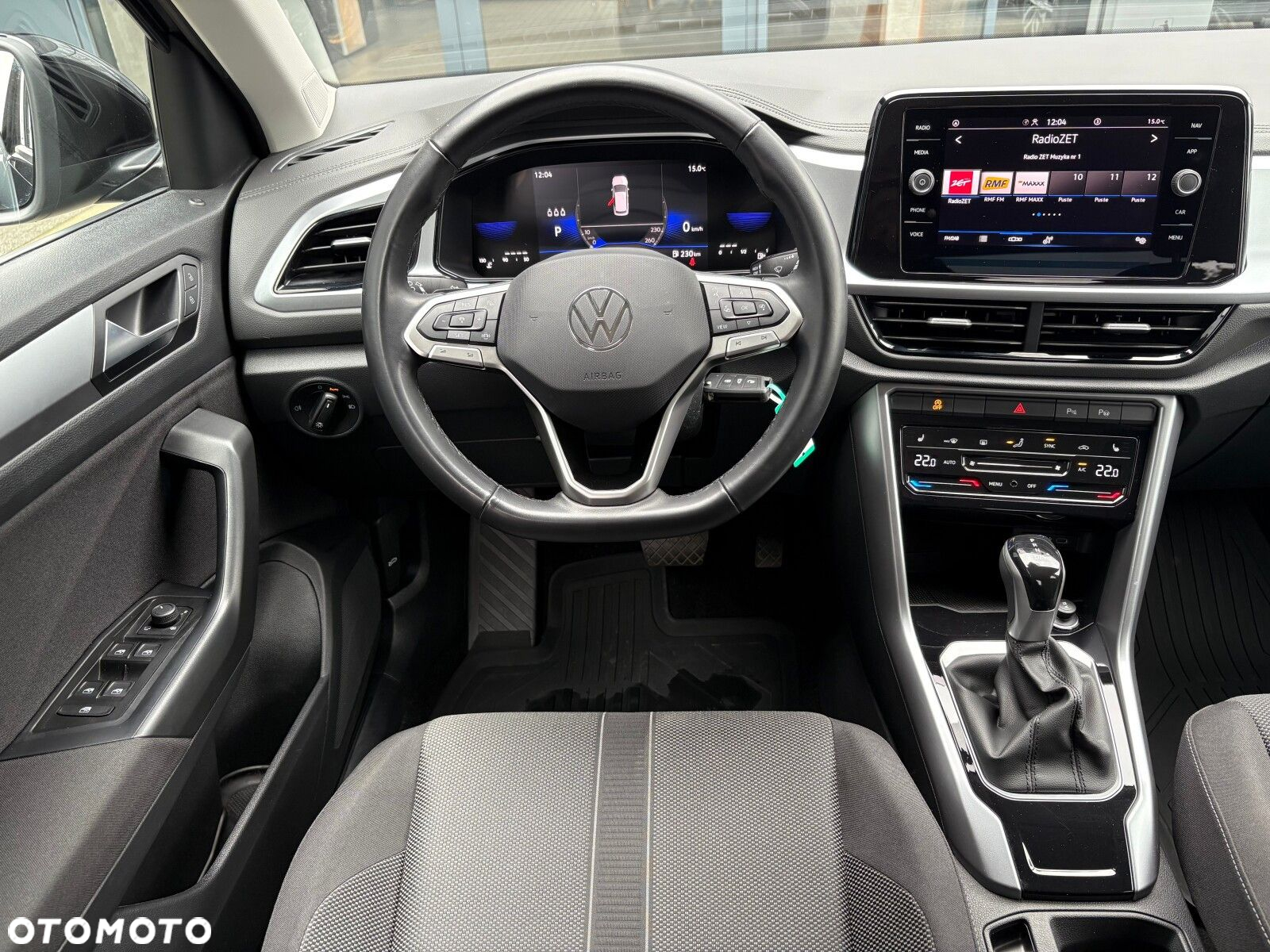 Volkswagen T-Roc - 10