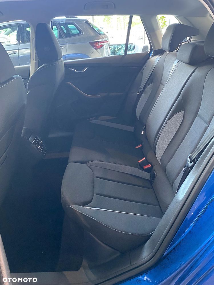 Skoda Kamiq 1.0 TSI Drive DSG - 8
