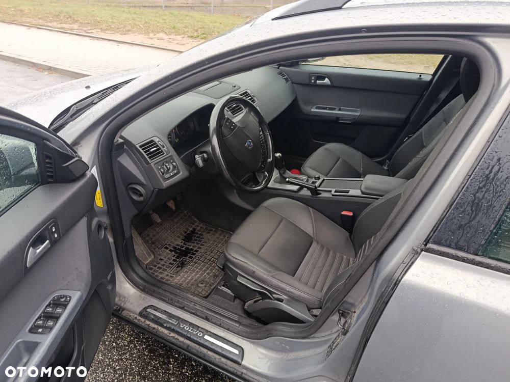 Volvo V50 2.0D - 12